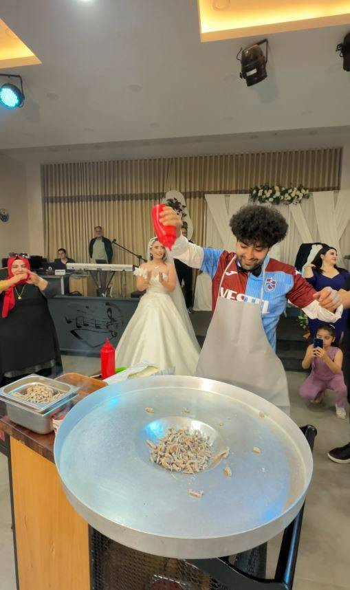 Damat geline pasta yerine tantuni yedirdi. Herkes şaştı kaldı - Resim: 7